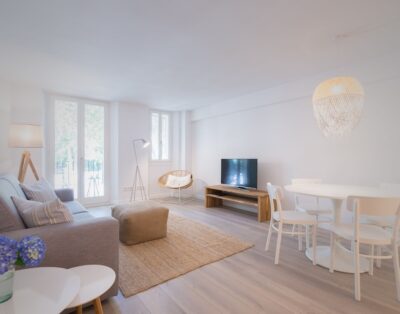 Marsuites 1 – Palace and Cathedral View (First floor)