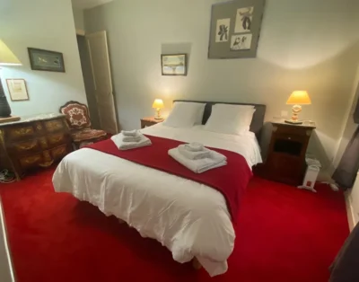 Beautiful Haussmanian Apartment, 125 m2, 4 rooms, near lyon train station.